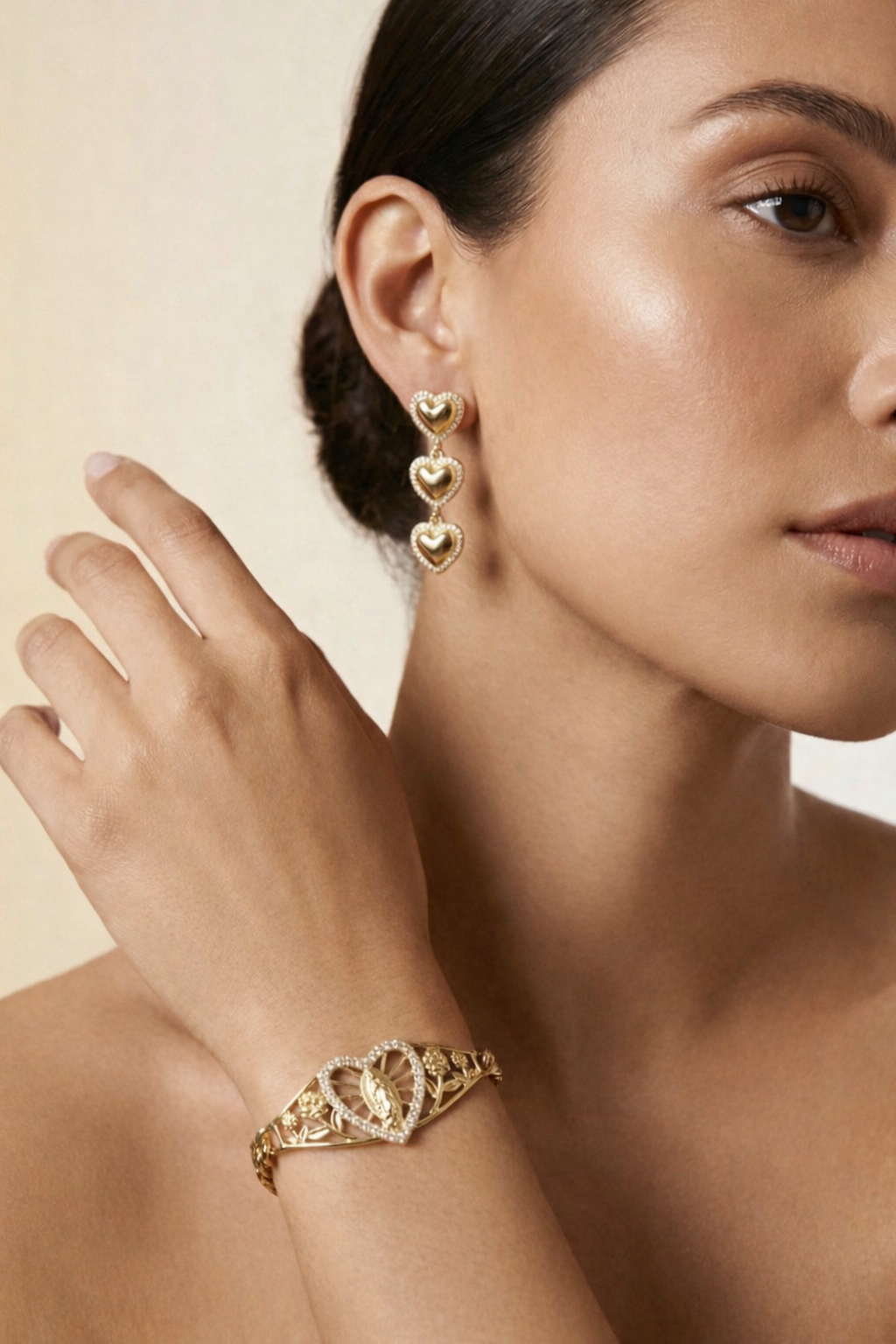 Sacred Heart Set – Virgin Mary Bracelet & Earrings