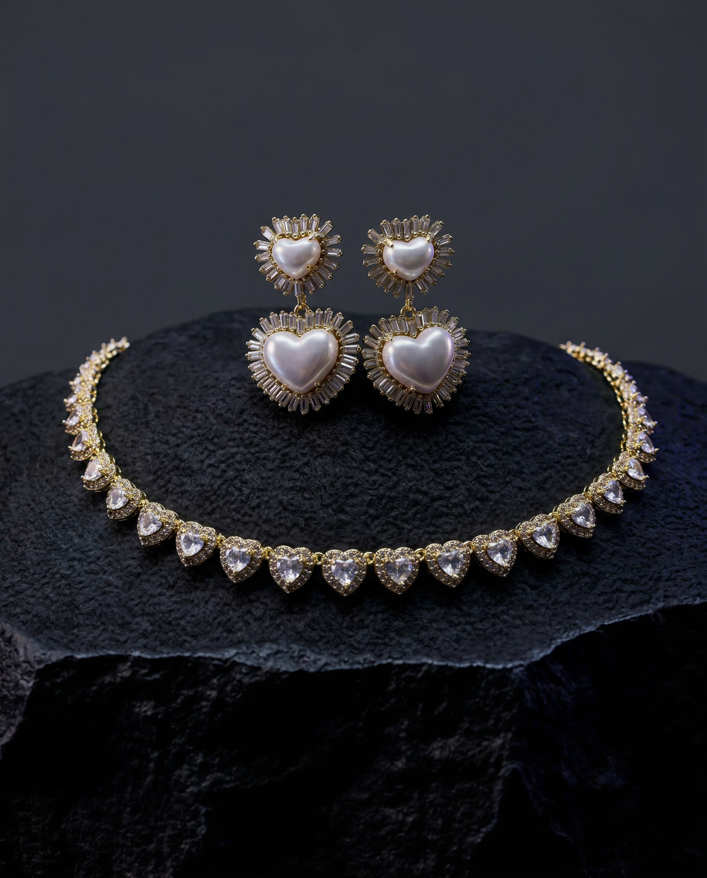 Luminous Hearts Set – Necklace and Earrings