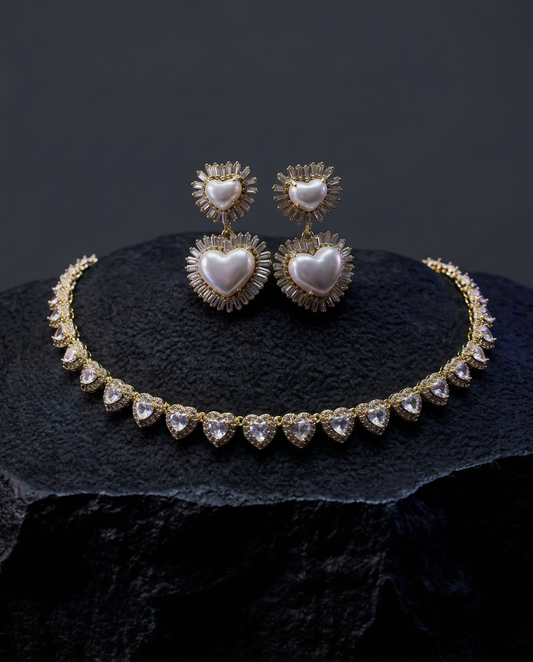 Luminous Hearts Set – Necklace and Earrings